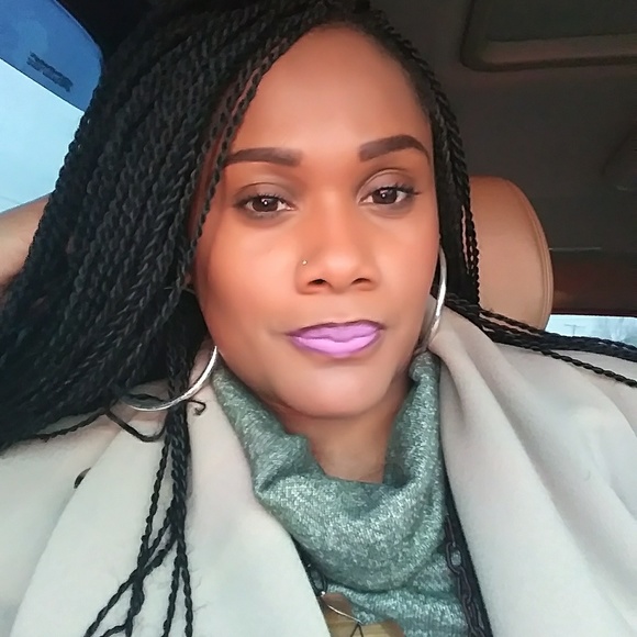 Meet your Posher, Shannon - Picture 4 of 8